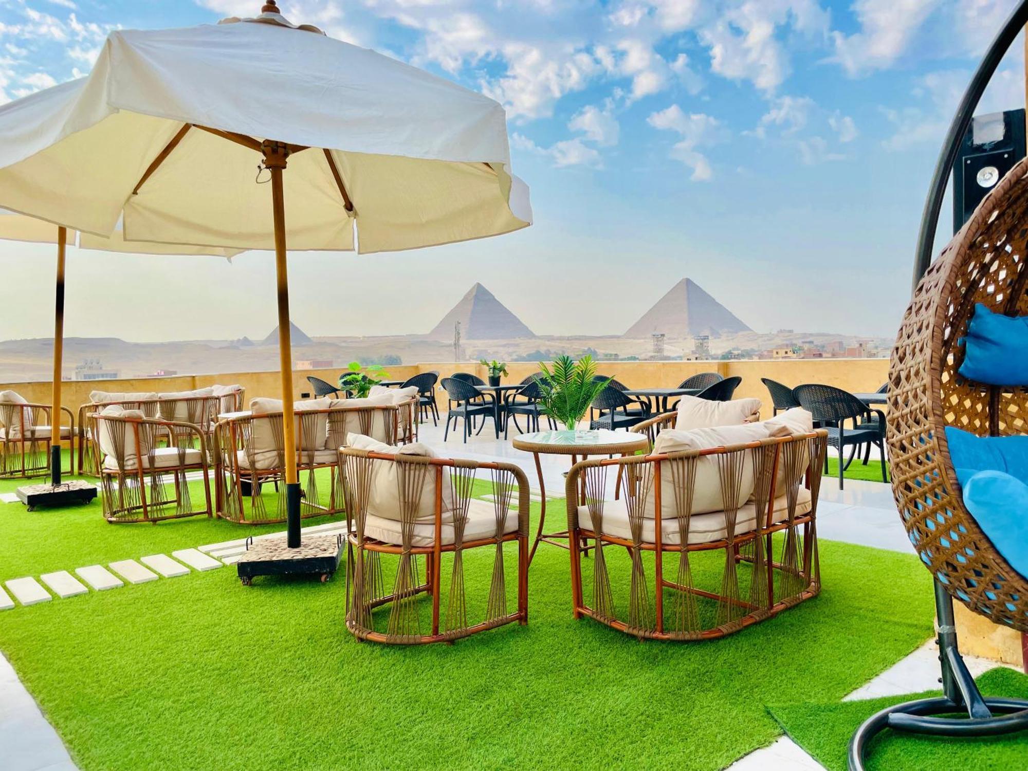 Guest house Palm Pyramids View